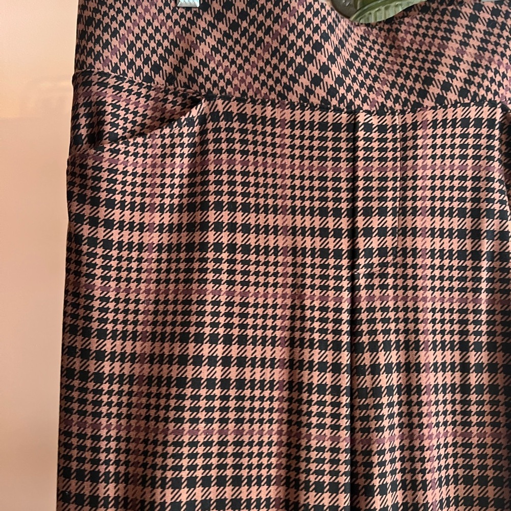 NWT Torrid Plaid Women's Pointe Pants - Picture 3 of 7